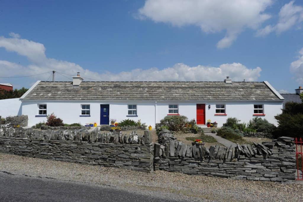 Red Stonecutters Cottage, Doolin Carrowauff Esterno foto
