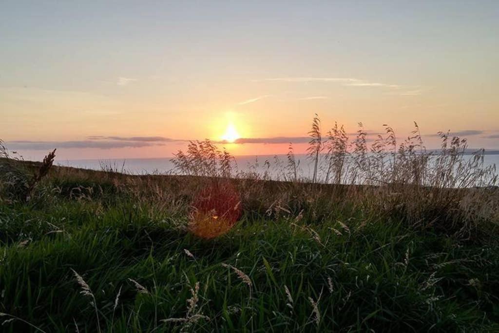 Red Stonecutters Cottage, Doolin Carrowauff Esterno foto