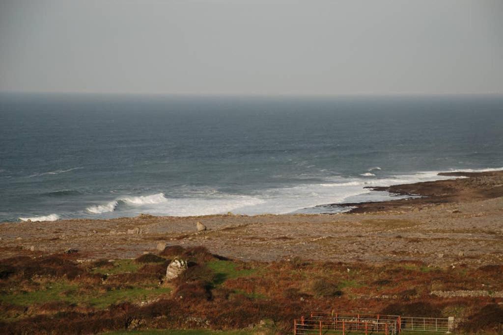 Red Stonecutters Cottage, Doolin Carrowauff Esterno foto