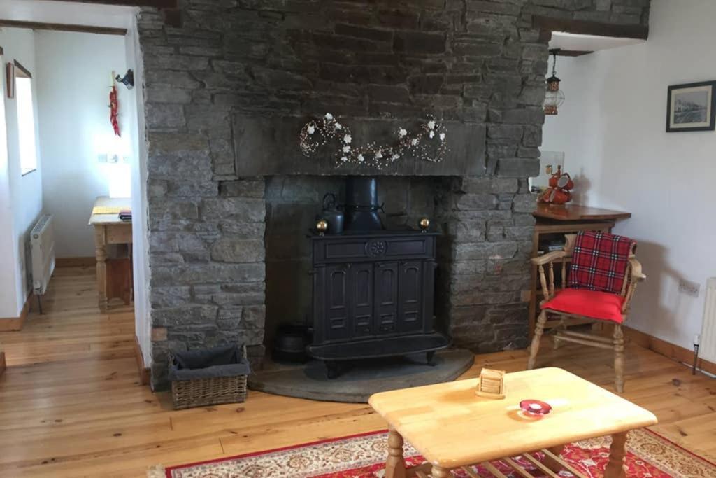 Red Stonecutters Cottage, Doolin Carrowauff Esterno foto